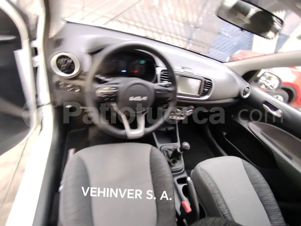 Foto 13 de Kia Soluto LX