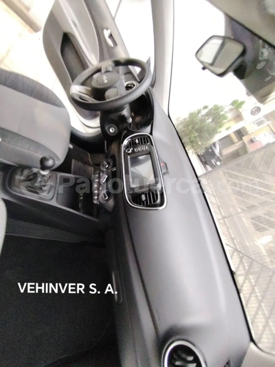 Foto 19 de Kia Soluto LX