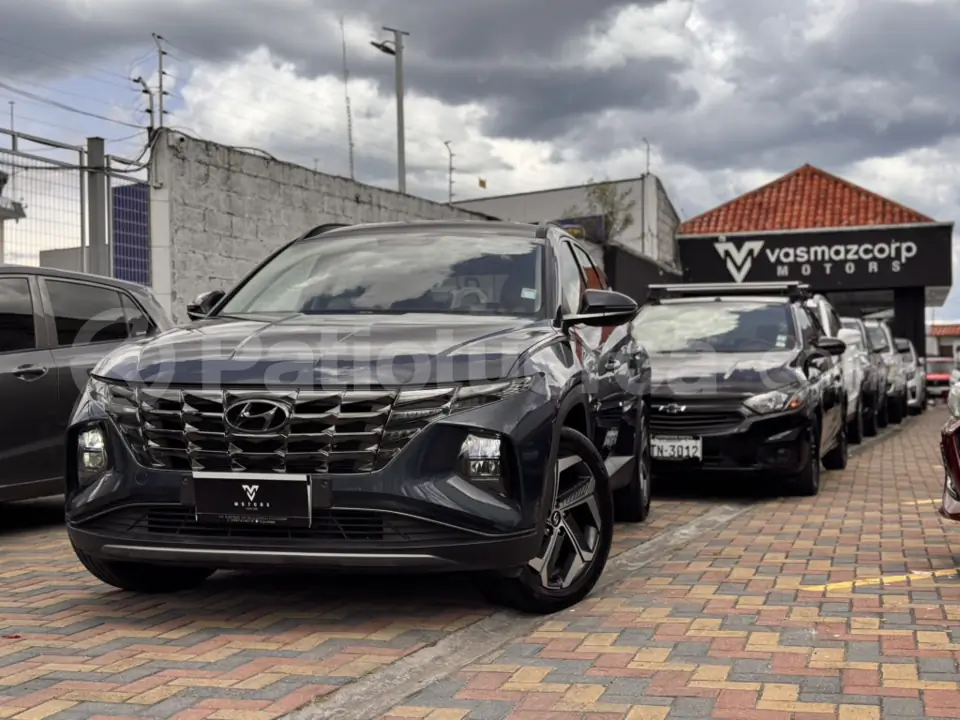 Foto 2 de Hyundai Tucson NX4E