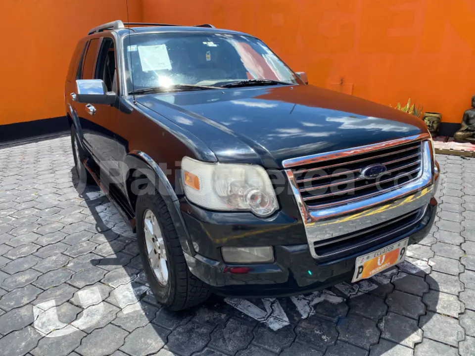 Foto 2 de Ford Explorer XLT