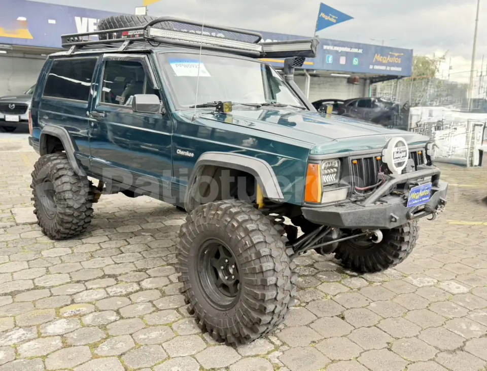 Foto 3 de Jeep Cherokee Laredo