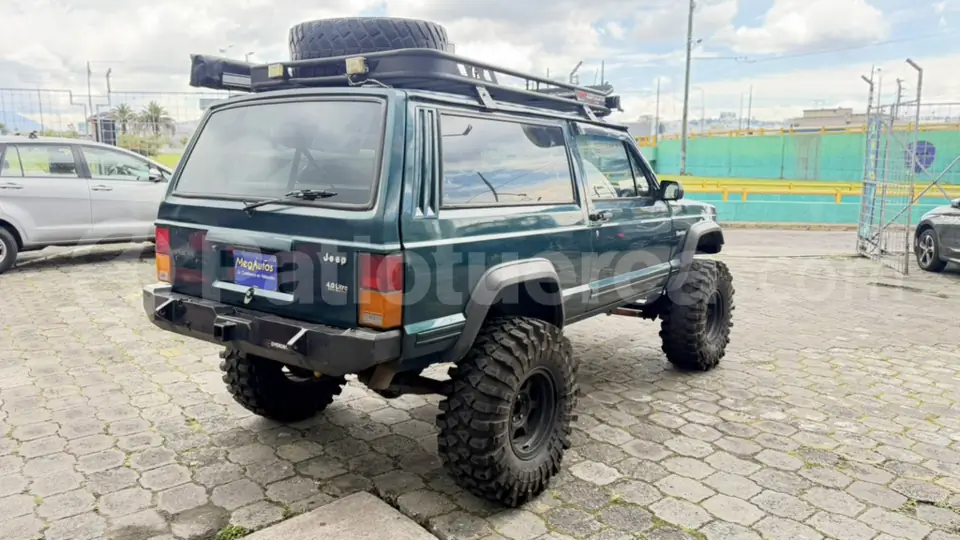 Foto 4 de Jeep Cherokee Laredo