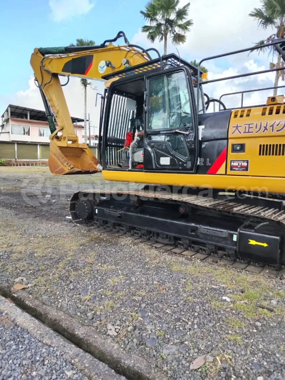 Foto 2 de Caterpillar 320