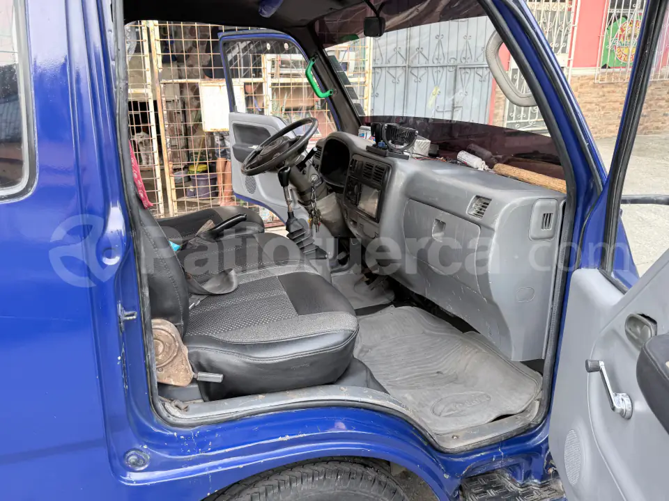 Foto 3 de Kia K2700