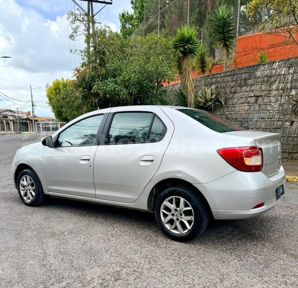 Foto 5 de Renault Logan Dynamique