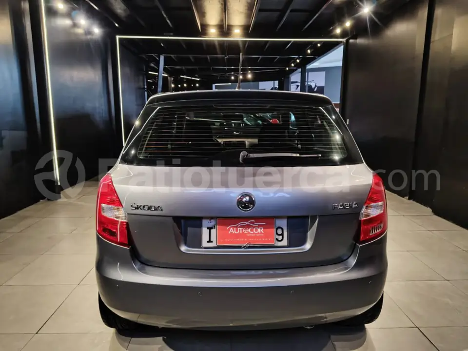 Foto 2 de Skoda Fabia A5