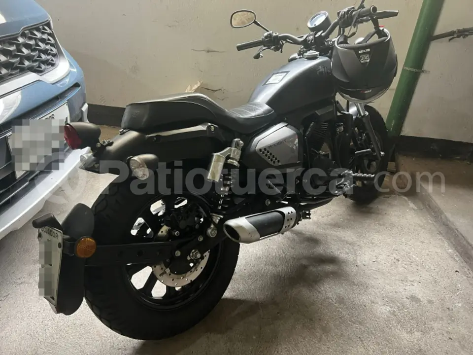 Foto 1 de Keeway K-Light 202