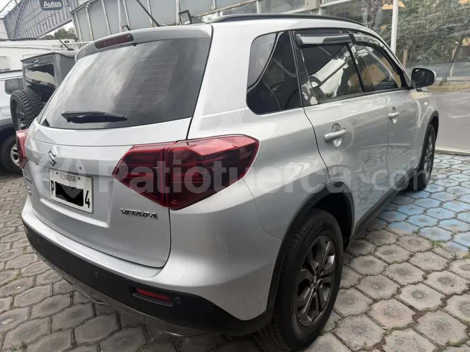 Foto 3 de Suzuki VITARA GL PLUS
