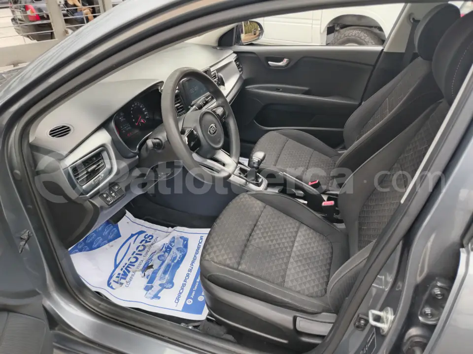 Foto 2 de Kia Rio