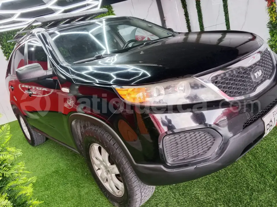 Foto 2 de Kia SORENTO GLS