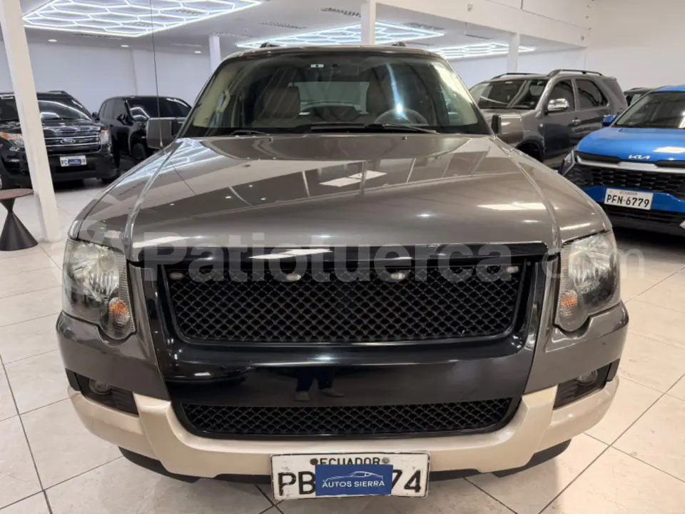 Foto 2 de Ford Explorer Eddie Bauer