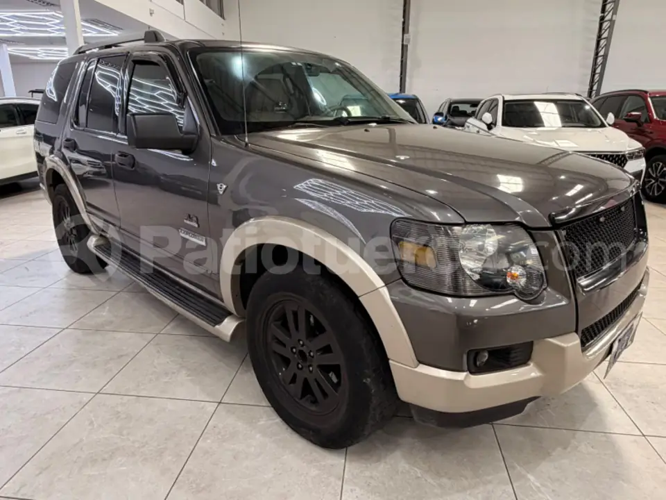 Foto 4 de Ford Explorer Eddie Bauer