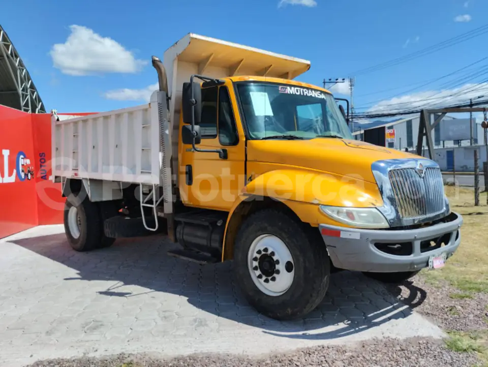 Foto 2 de International DuraStar