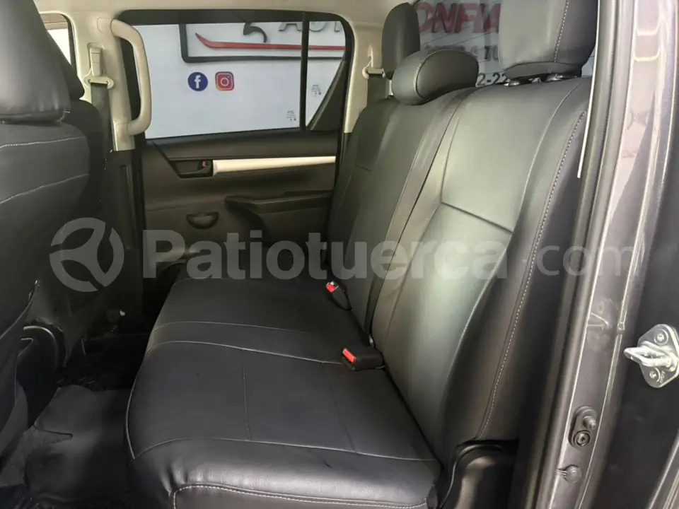 Foto 14 de Toyota Hilux CD 4x2
