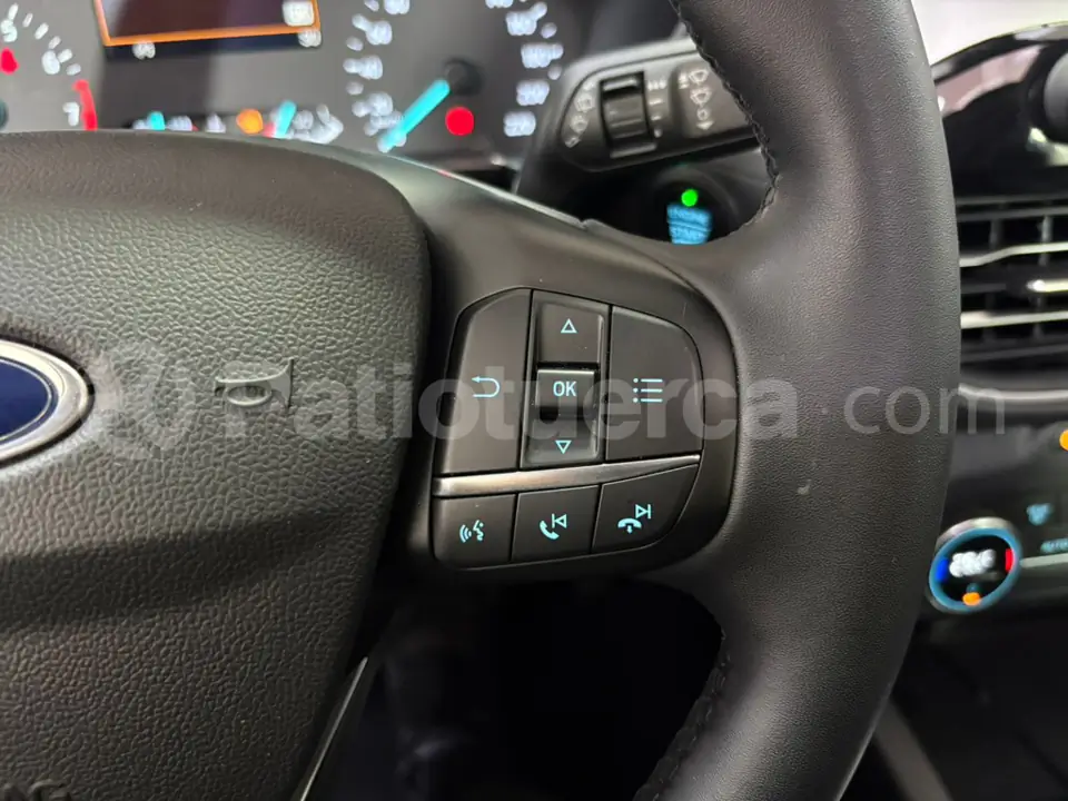 Foto 18 de Ford Escape Trend