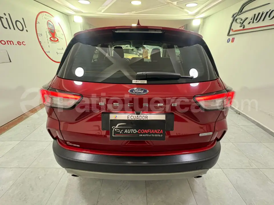 Foto 7 de Ford Escape Trend