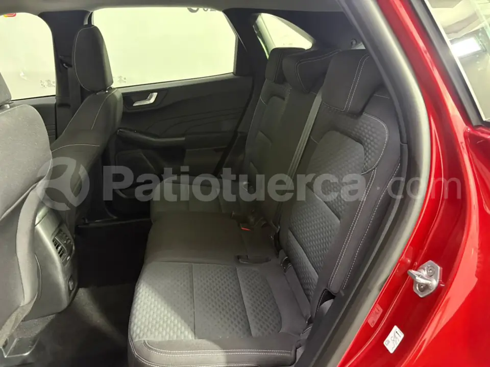 Foto 13 de Ford Escape Trend