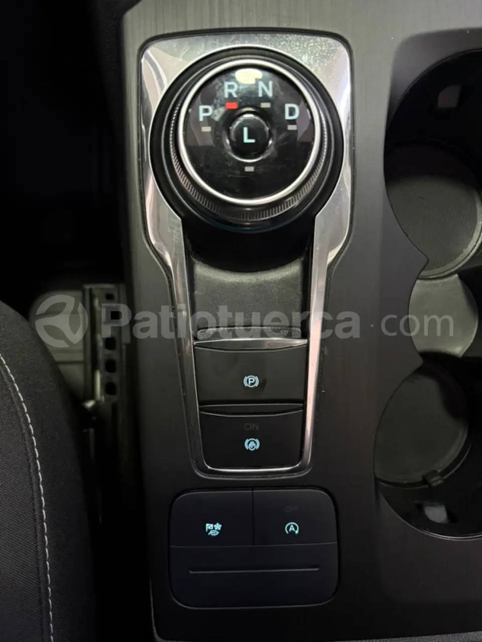 Foto 23 de Ford Escape Trend