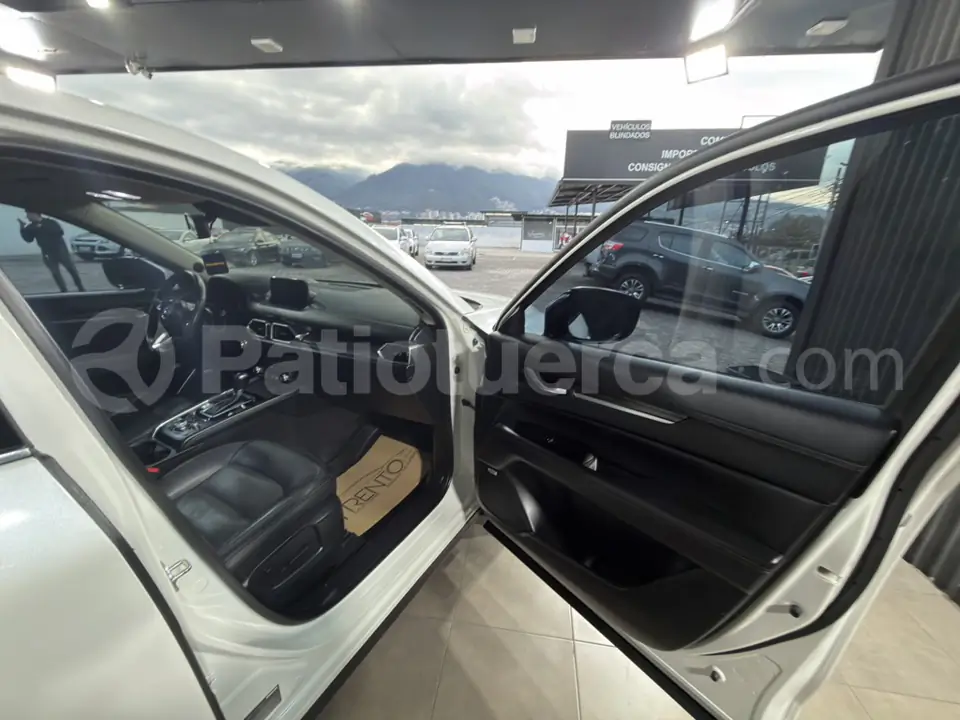 Foto 8 de Mazda CX5 AWD KURO EDITION