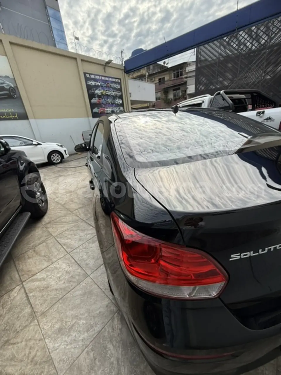 Foto 5 de Kia Soluto LX