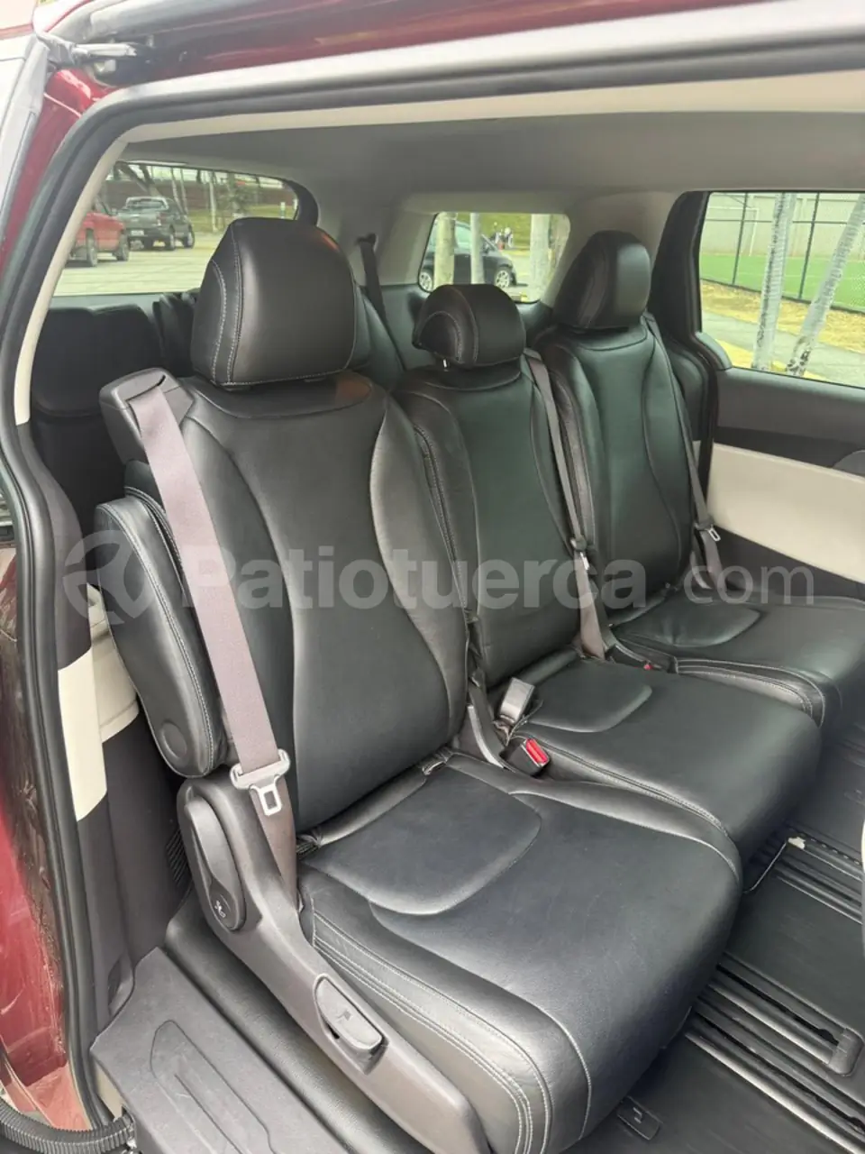 Foto 10 de Kia Carnival