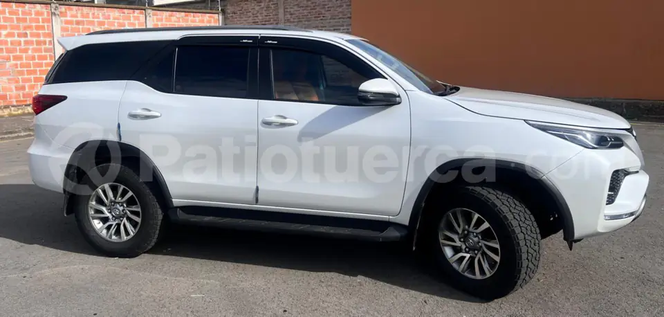 Foto 8 de Toyota New Fortuner