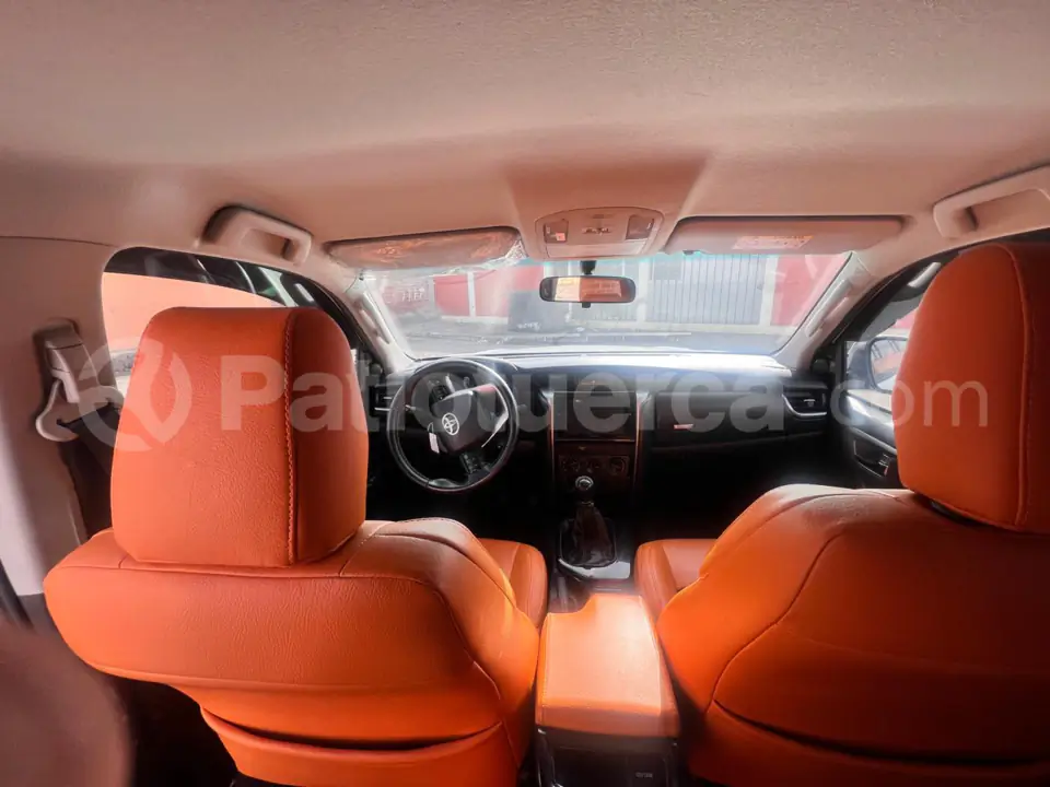 Foto 10 de Toyota New Fortuner