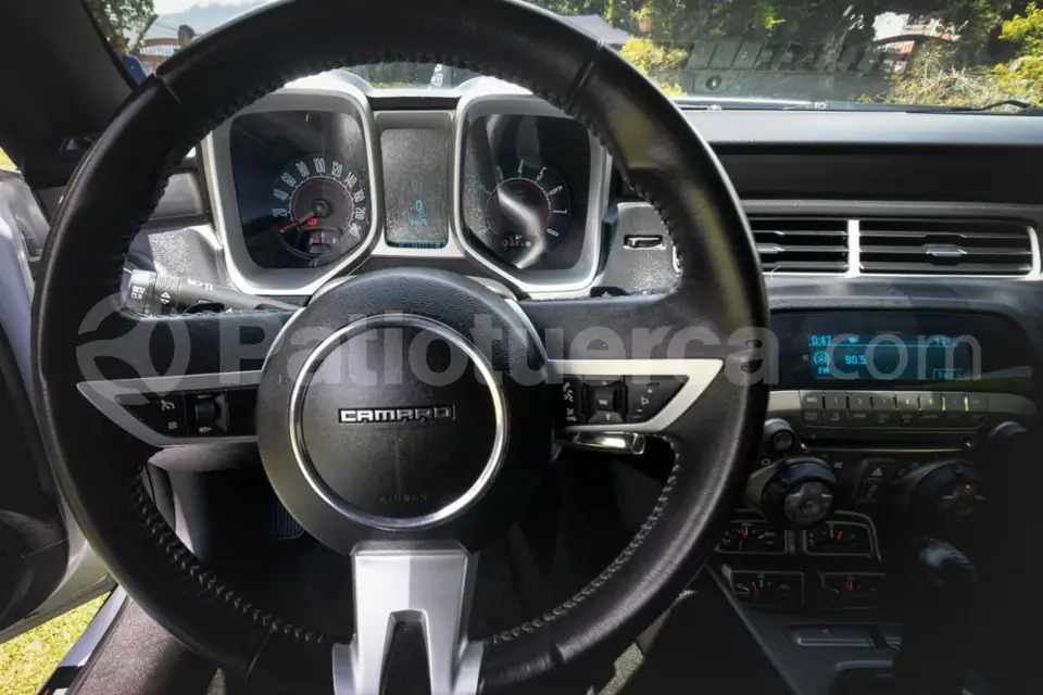 Foto 9 de Chevrolet Camaro RS