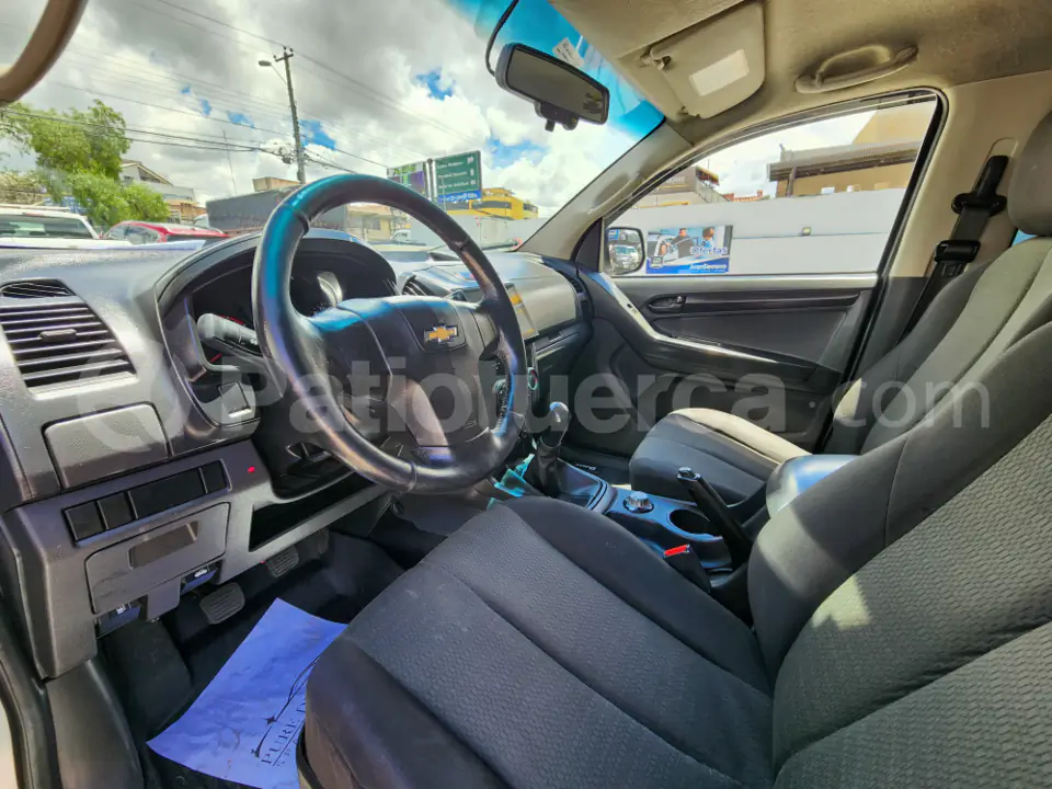 Foto 3 de Chevrolet D-MAX CRDI 3.0 CD 4X4