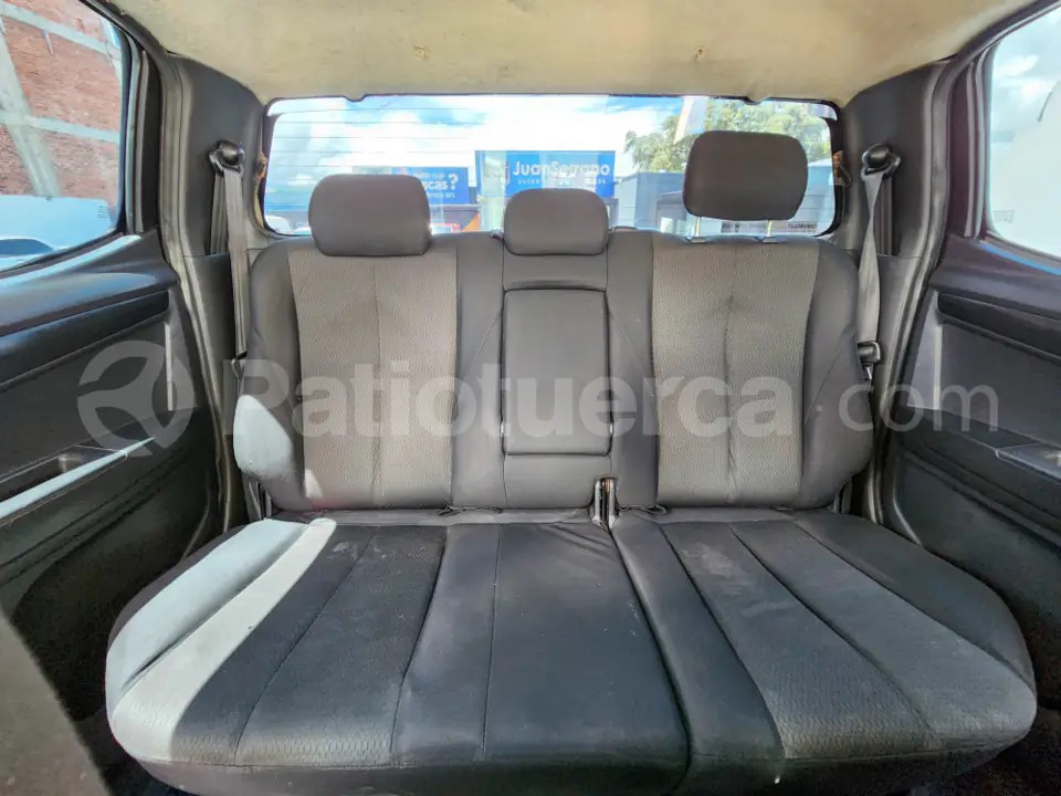 Foto 8 de Chevrolet D-MAX CRDI 3.0 CD 4X4
