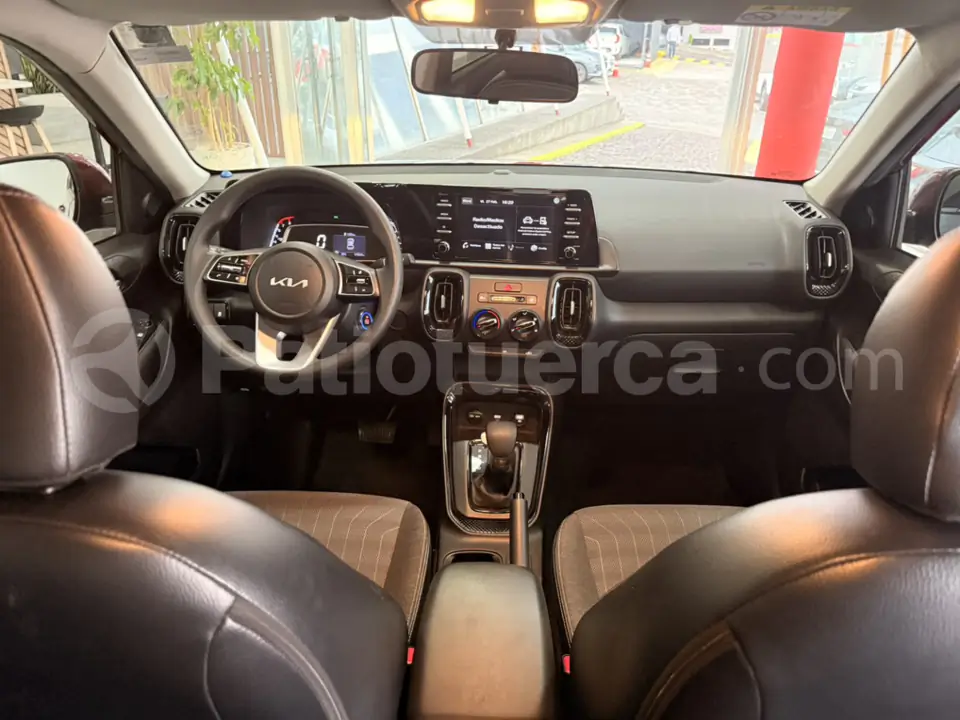 Foto 14 de Kia Sonet