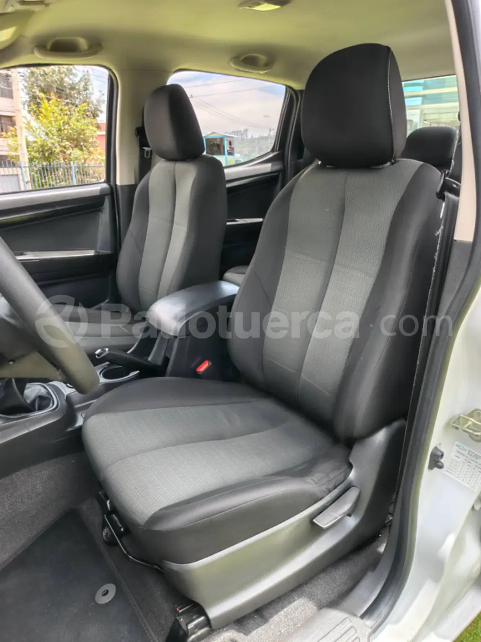 Foto 10 de Chevrolet D-max Crdi 2.5 CD 4x4 TM Diesel