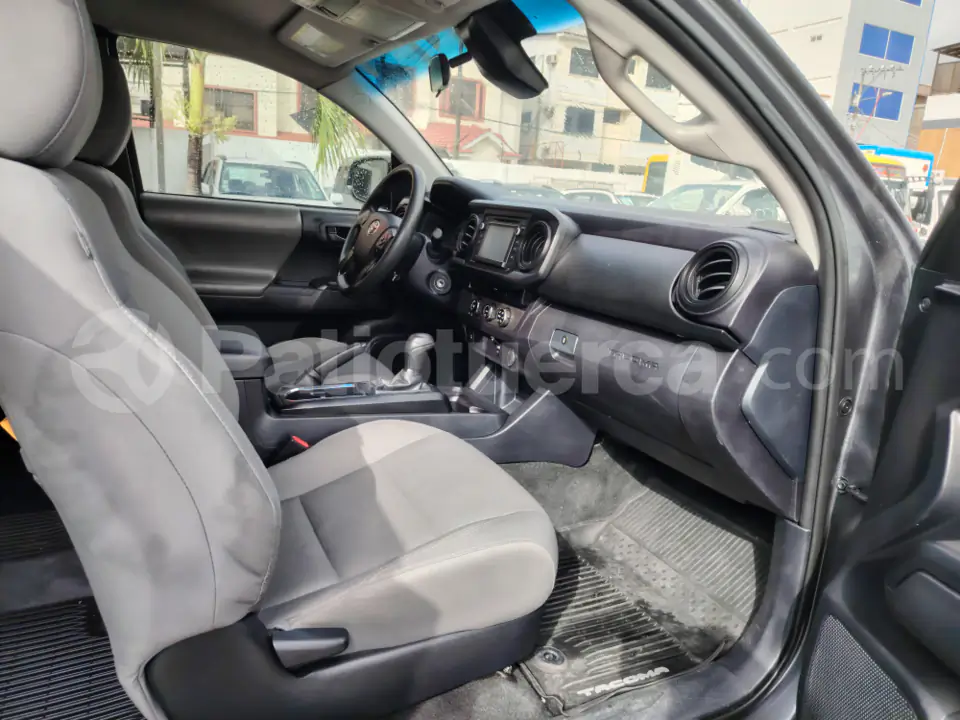 Foto 8 de Toyota Tacoma