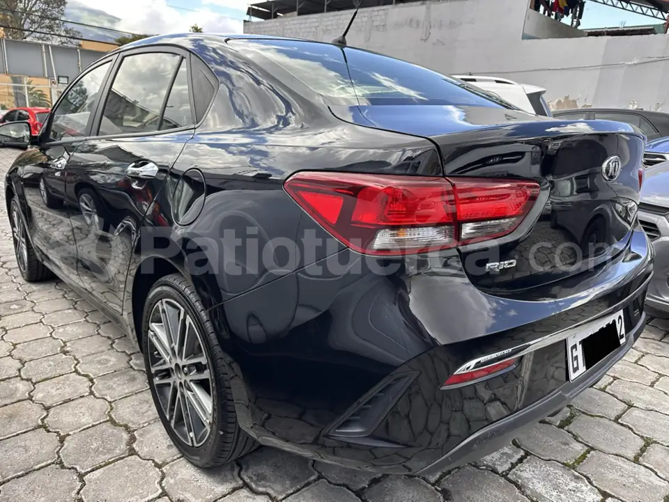 Foto 4 de Kia RIO EX
