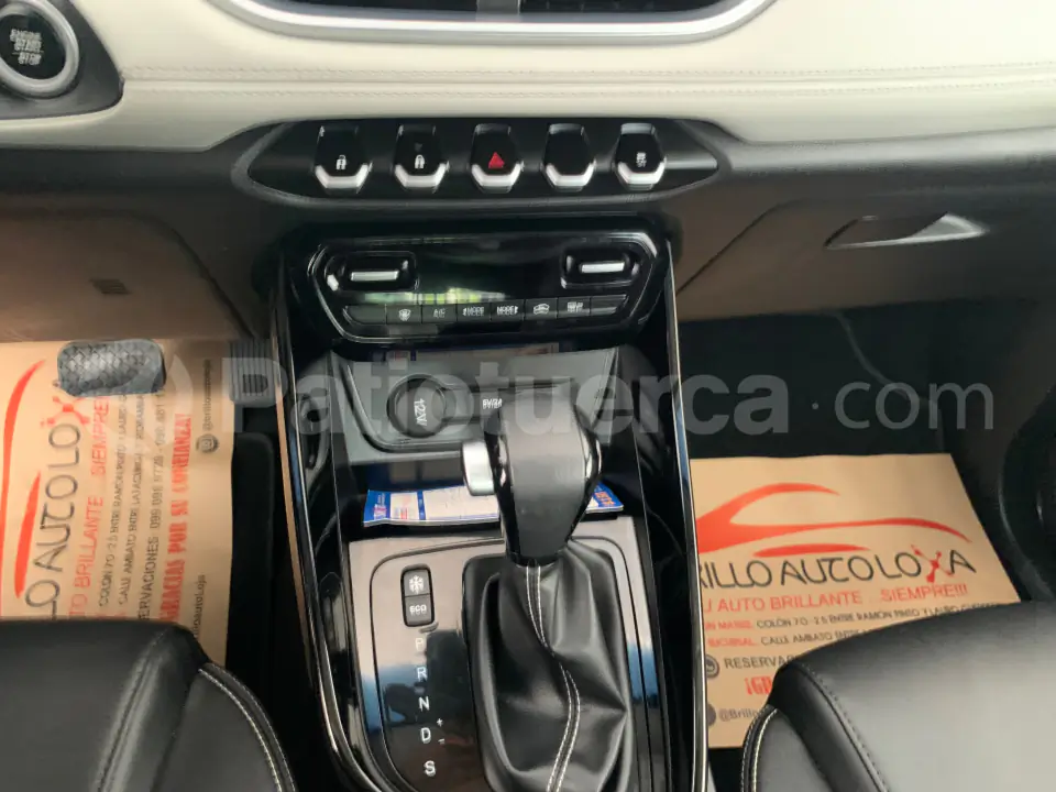 Foto 12 de Chevrolet Captiva LTZ Turbo