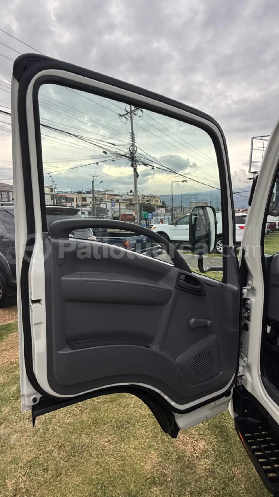 Foto 16 de Chevrolet NMR 613