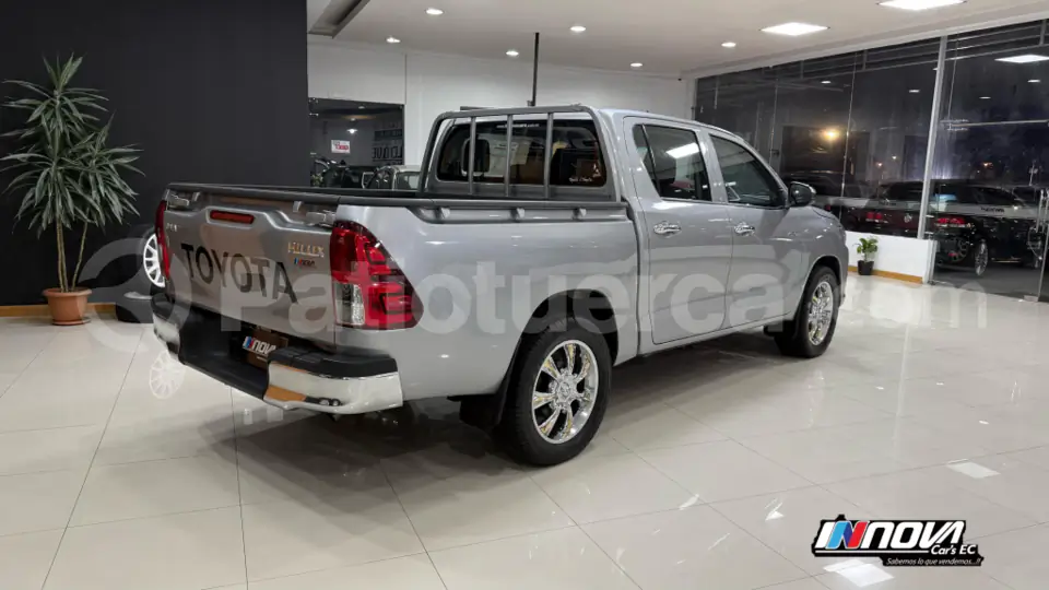 Foto 4 de Toyota Hilux CD 4x2
