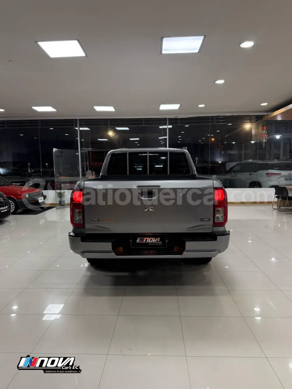 Foto 3 de Mitsubishi Triton GL