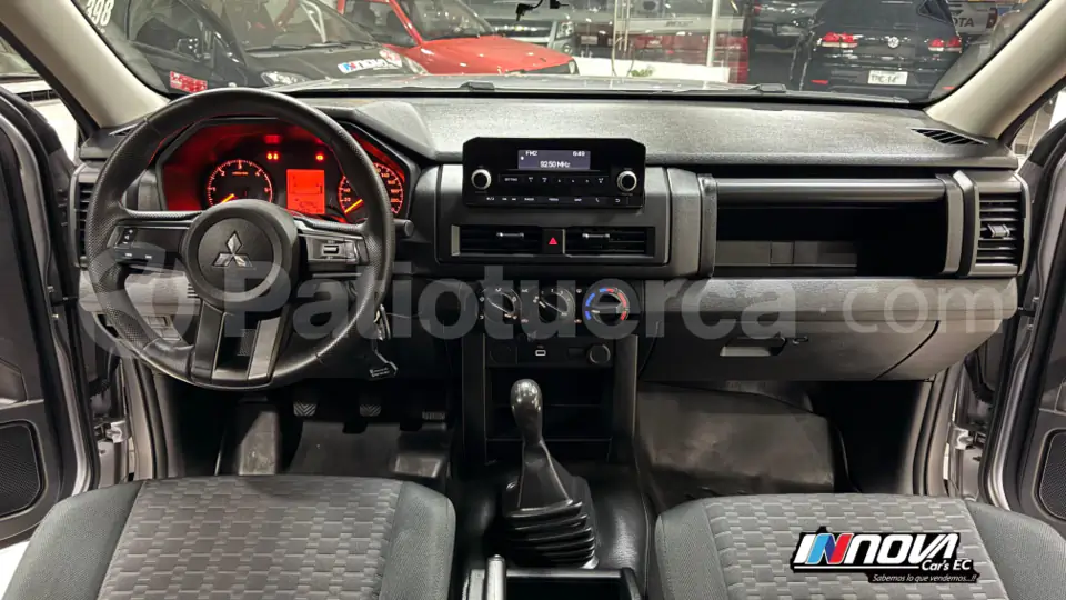 Foto 9 de Mitsubishi Triton GL