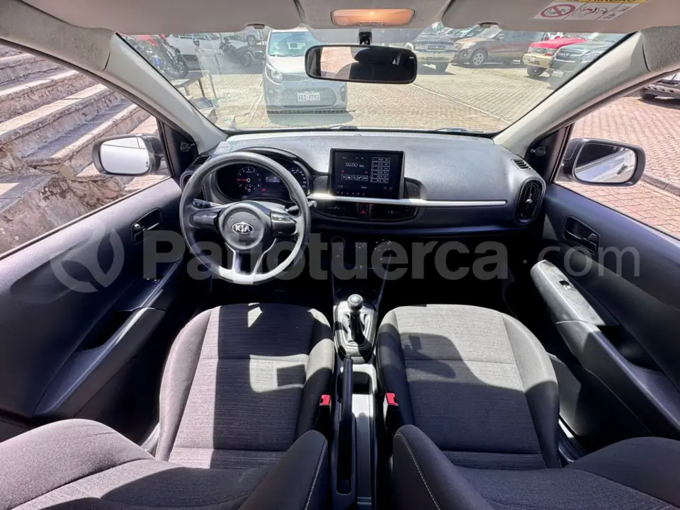 Foto 4 de Kia PICANTO LX