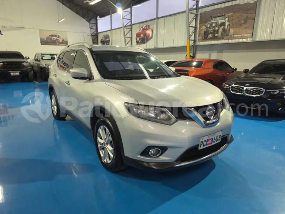 Foto 1 de Nissan XTRAIL 2 ROW