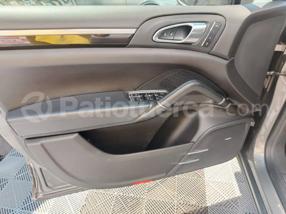 Foto 8 de Porsche Cayenne S Hybrid