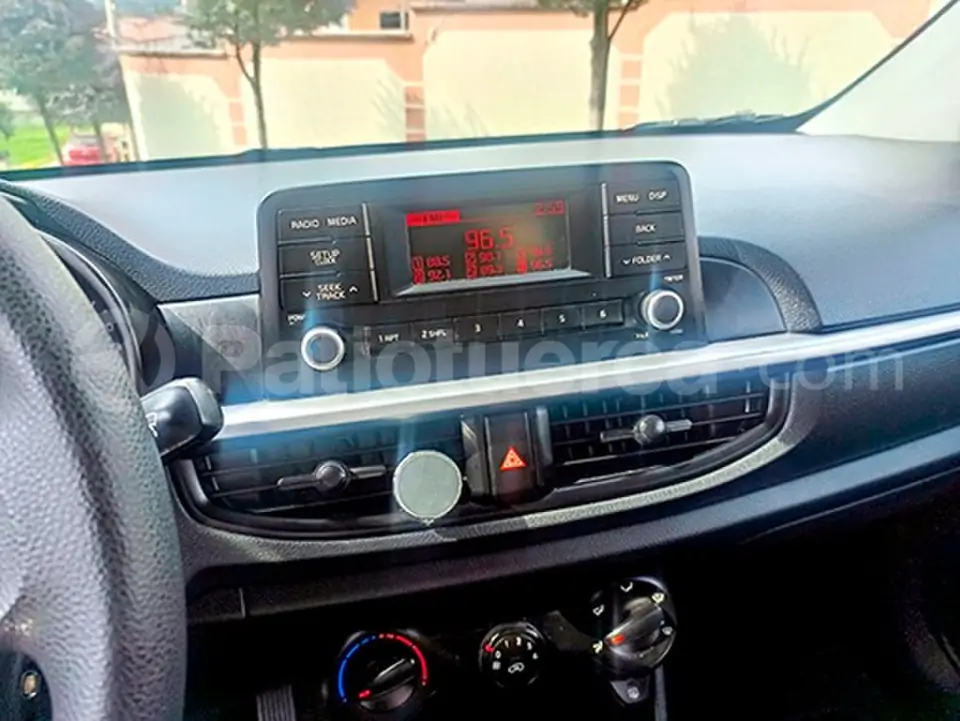 Foto 8 de Kia Picanto LX AC