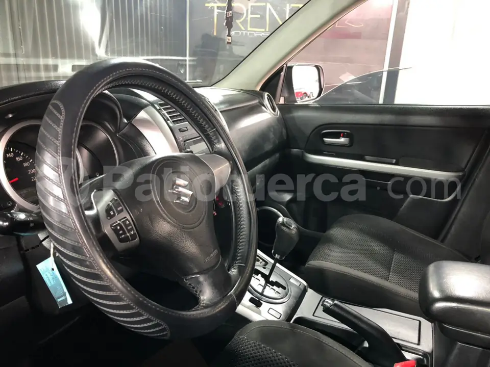 Foto 7 de Suzuki Grand Vitara SZ Next Sport 2.4