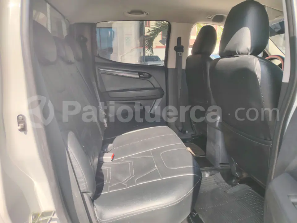 Foto 7 de Chevrolet D-MAX DOHC 2.4