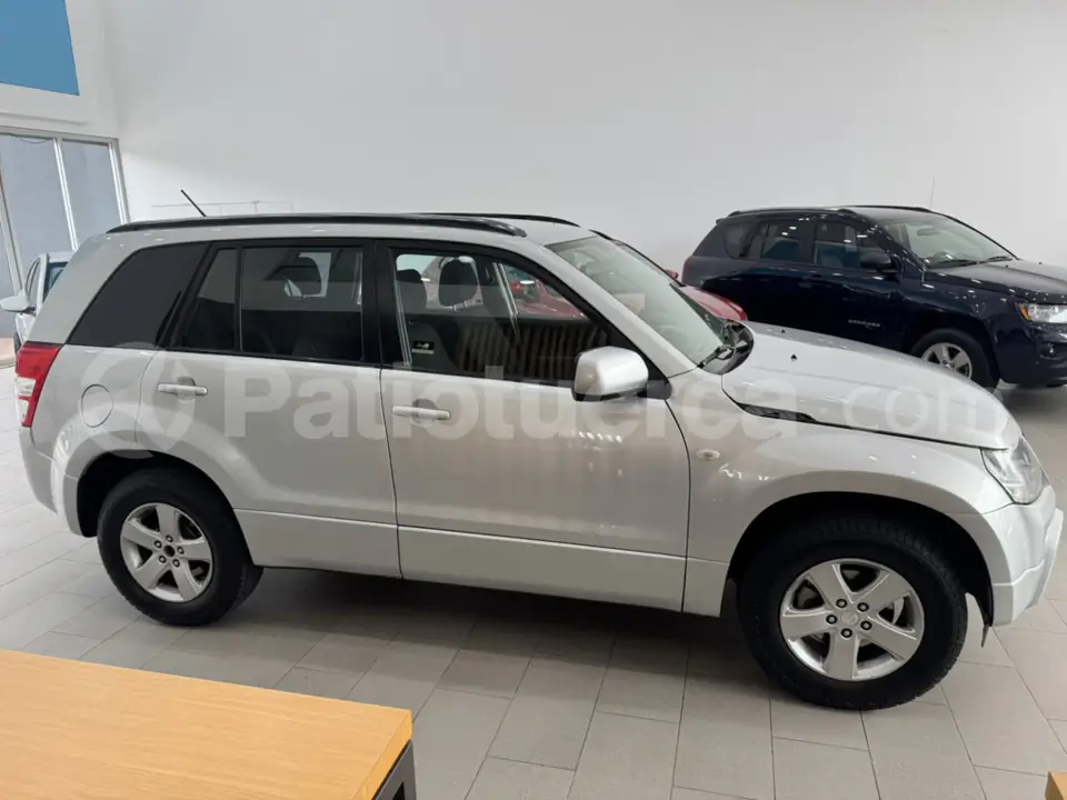 Foto 5 de Chevrolet Grand Vitara SZ 2.4