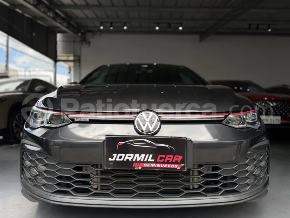 Foto 1 de Volkswagen Golf GTI