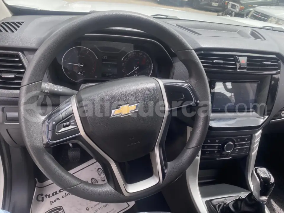 Foto 4 de Chevrolet D-MAX CRDI 2.5 CD 4X2 TM DIESEL