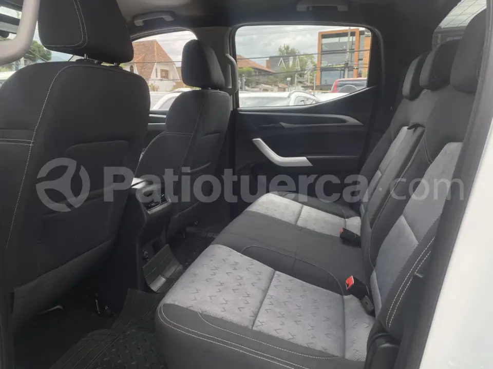 Foto 8 de Chevrolet D-MAX CRDI 2.5 CD 4X2 TM DIESEL