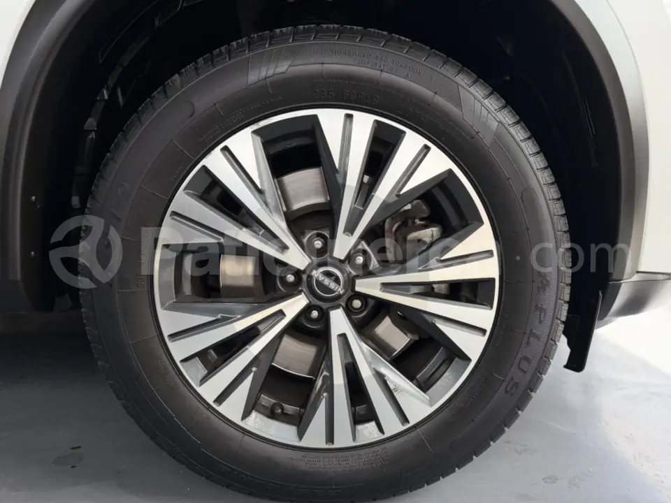 Foto 5 de Nissan X-TRAIL EPOWER ADVANCE